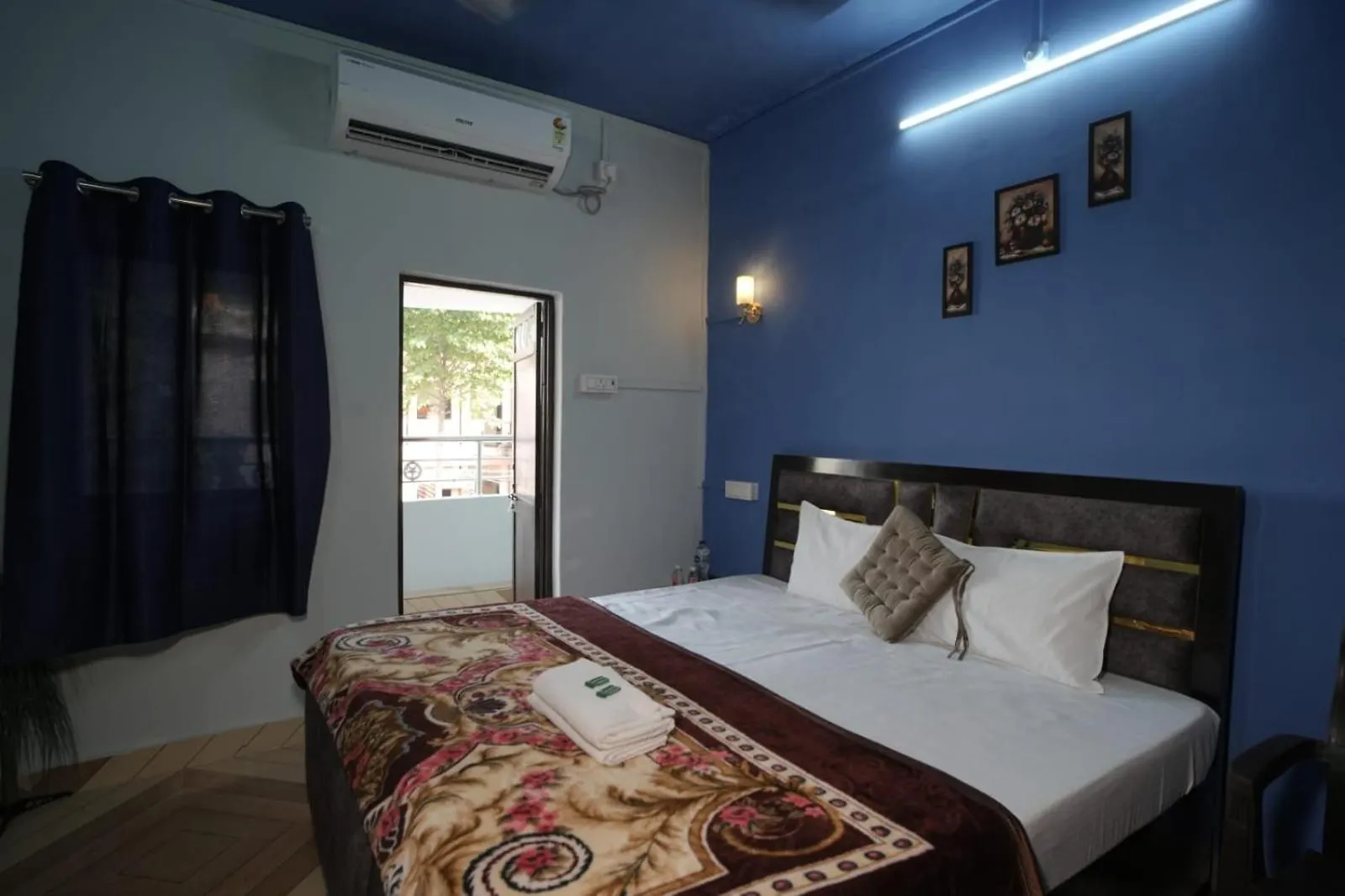 Ambricana Paying Guest House Varanasi India
