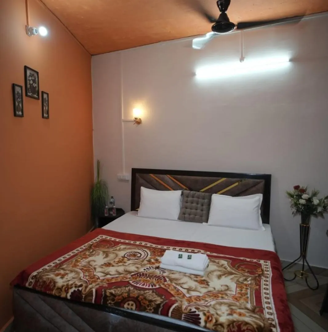 Ambricana Paying Guest House Varanasi 0*,